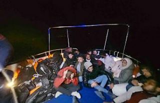 Datça’da 14 düzensiz göçmen kurtarıldı