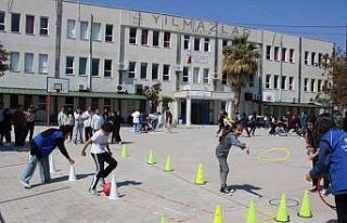 Datça’da öğrenciler, “Merkezim Her Yerde”...