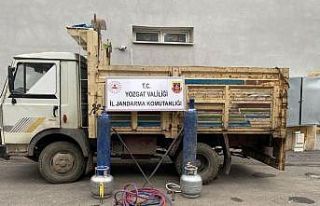 Demir yolu raylarını çalıp hurdacıya sattılar