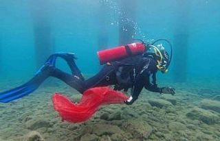 Deniz dibi ter temiz oldu