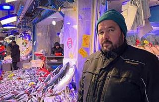 Denizlerdeki fırtına balık fiyatlarını etkiledi