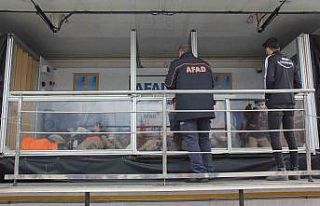 Deprem, öğrencilere simülasyonla anlatıldı