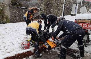 Devrilen motosikletin sürücüsü yaralandı