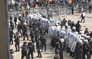 Diyarbakır’da Nevruz kutlamasında gözaltına...