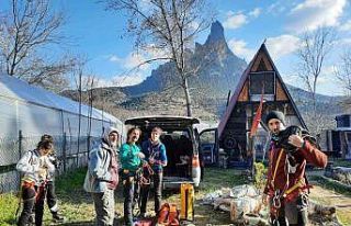 Doğa tutkunları her şarta hazır olmak için eğitiliyor