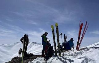 Dün çığ altında kalan turistler bugün tekrar...