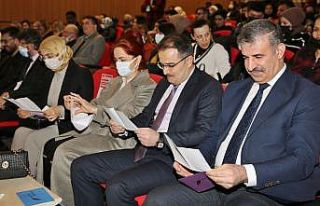 Dünya Şiir Günü’nü Vali Ayaz ve Rektör Çiftçi...