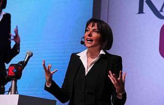 Ece Üner: "Bugün gücümüzü yeniden keşfetme...