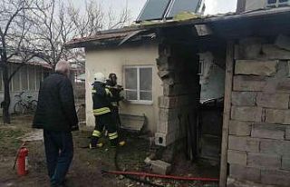 Elektrikli battaniye yangına neden oldu