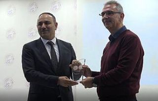 Erciş’te akademisyenler yöneticilerle buluştu