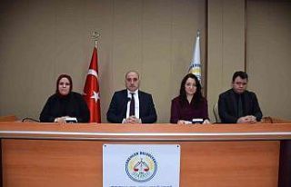 Erenler Belediyesi’nin mart ayı meclis toplantısı...