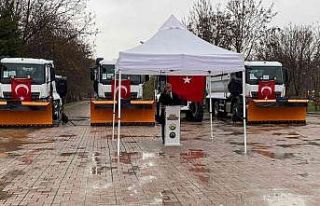 Ergani Belediyesi öz kaynaklarıyla 4 aracı filosuna...