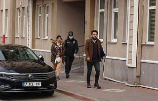 Erkekleri evlilik vaadiyle dolandıran çete çökertildi