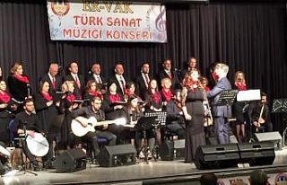 ERVAK TSM korosu alkış topladı