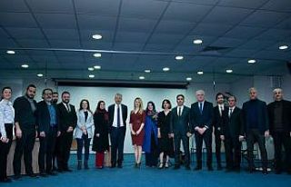 Erzincan’da “Kadın Ağızlı Türkülerden Kadın...