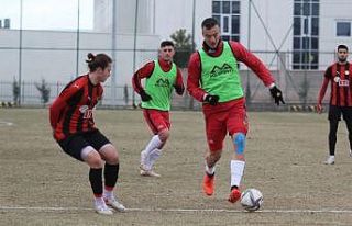 Eskişehirspor, Tarsus İdman Yurdu maçına hazırlanıyor