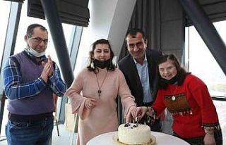 EYDEM’de kursiyerlerin doğum günleri kutlandı