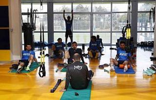 Fenerbahçe’de Kayserispor maçı hazırlıkları...