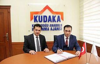 ‘Fikirlerimi Tescilliyorum’ projesinin sözleşmesi...