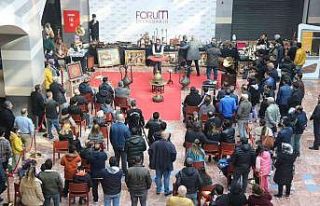 Forum Diyarbakır AVM’de antika ürünler açık...