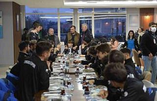 Futbolculardan üst lige çıkma sözü aldı