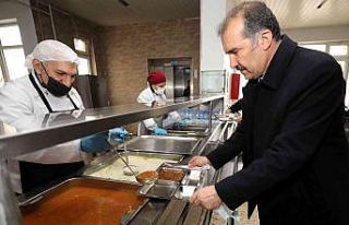 GAÜN’de öğrencilere ‘Çanakkale menüsü’