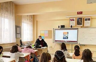 "Gazetecilik fedakârlık gerektiren bir meslek"