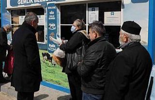Gemlik’te Halk Büfeler her gün on binlerce vatandaşa...