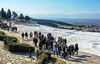 Gençler Denizli’nin doğal ve kültürel değerleriyle...