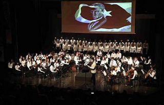 Gençlik Orkestrası’ndan seferberlik türküleri