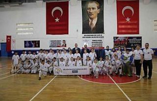 Gölcük Belediyespor, hokey branşında eğitimlere...