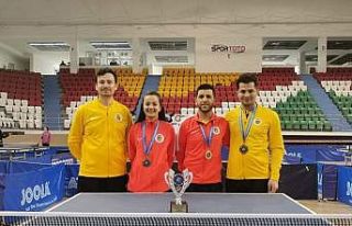 Gölcüklü sporculardan şampiyonluklara ambargo