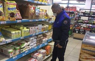 Gölcük’te zabıta ekiplerinin denetimi sürüyor
