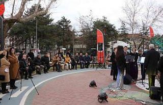 Gürsulular Yeşilçam şarkılarıyla nostaljiye...