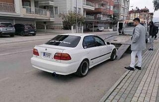 Gürültü kirliliği oluşturan araç sürücüne...
