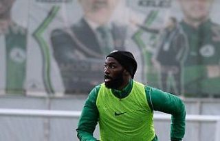 GZT Giresunspor, Doukara ile yollarını ayırdı