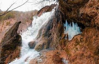 Hacıkodal Kocabor Şelalesi doğa tutkunlarının...
