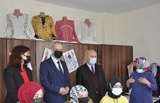 Hafızlık kursu öğrencileri için hediye kıyafet...