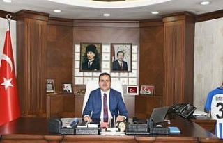 Hakkari Valisi Akbıyık’tan ’8 Mart Dünya Kadınlar...