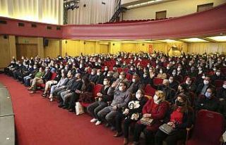 Halk Ekmek büfelerinde çalışanlara iletişim semineri