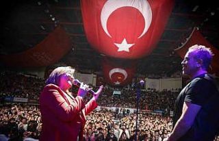 Haluk Levent Gaziantep’te hayranları ile buluştu