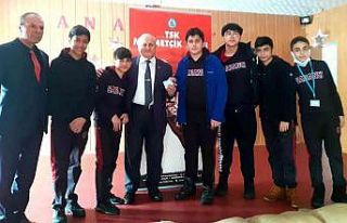 Harçlıklarını Mehmetçik Vakfı’na bağışladılar