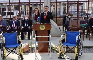 Hatay’da ihtiyaç sahiplerine tekerlekli sandalye...