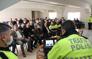 Hatay’da traktör sürücülerine eğitim verildi