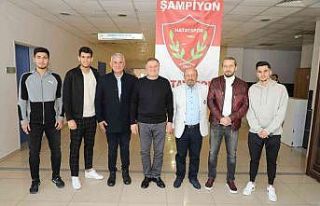 Hataylı futbolcular Filipinler’de top koşturacak