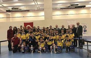 “Hayata Renk Verelim” projesinde başarı gösteren...