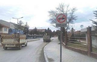 Hisarcık’ta ağır tonajlı araçların ilçe merkezine...