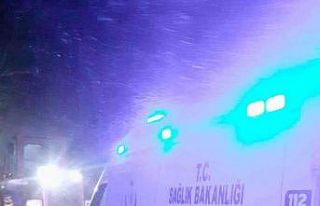İçtiği ilaçtan zehirlenen genç 8 saat sonra hastaneye...