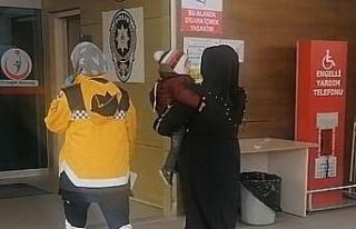 İki adet 50 kuruş yutan bebek hastanelik oldu