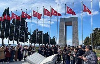 İlahiyat öğrencileri Çanakkale’de ecdadın huzurunda...